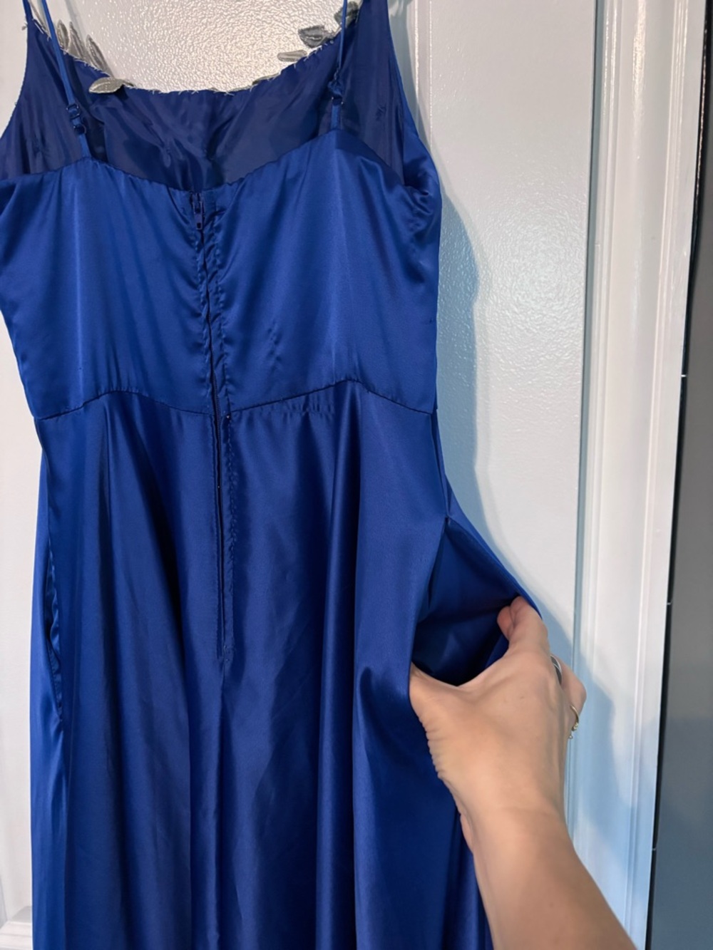 B Darlin Royal Blue Satin Maxi Dress Slit Spaghetti Strap Formal pockets Size 4 - Picture 9 of 13